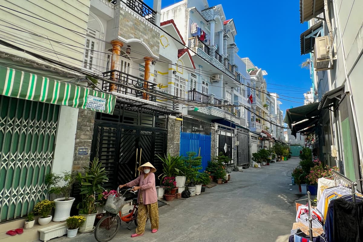 Learning Vietnamese - Lesson 1